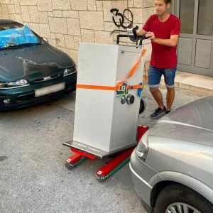 Transporter un coffre-fort sur la route